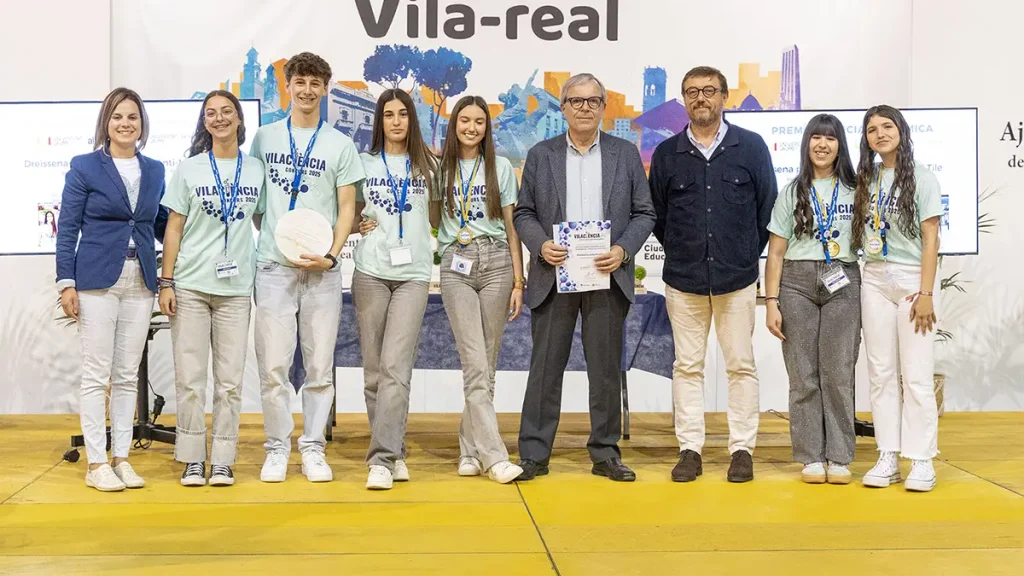 PREMI ESPECIAL Ceràmica al millor treball relacionat amb la investigació i innovació ceràmica